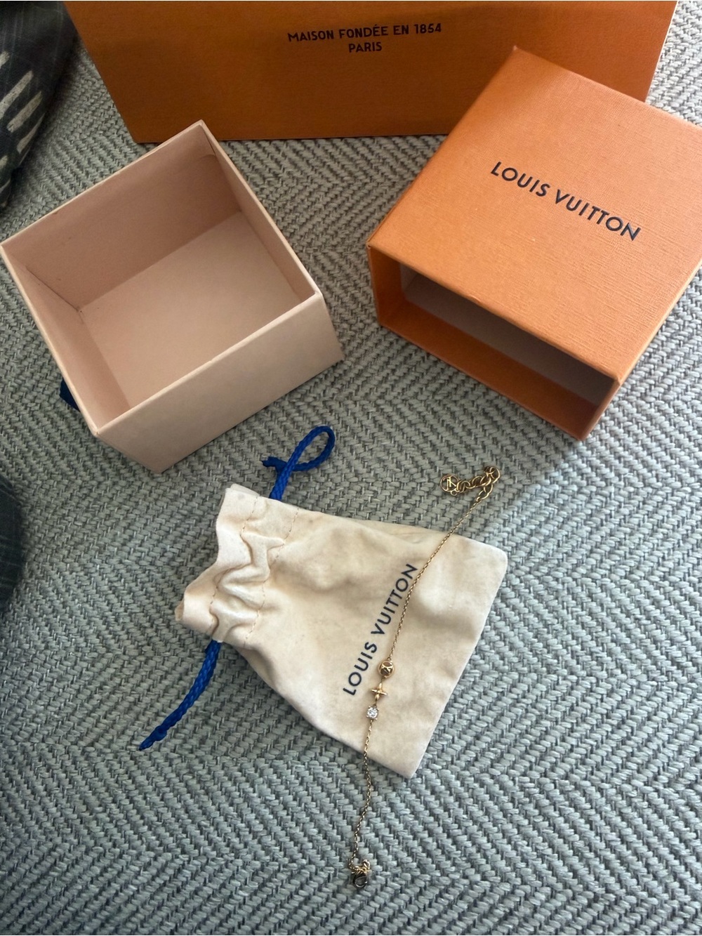 Louis Vuitton Gold Bracelet with Beige Pouch and Orange Box